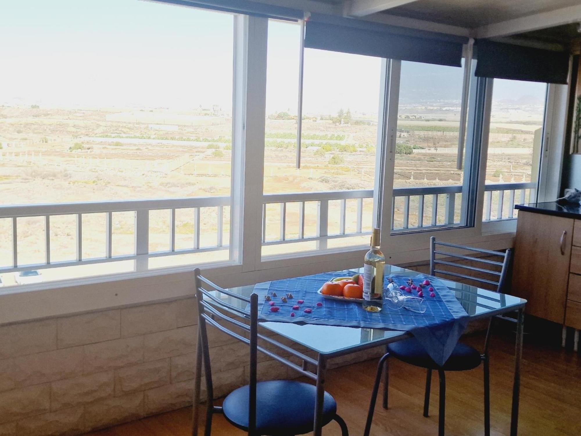 Small Rooftop, Ocean View Arona  Exterior photo